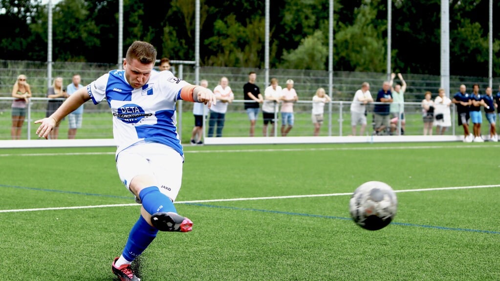 Wippolder won dit weekend de derby van RKDEO met 0-1. (Foto: Koos Bommelé)  