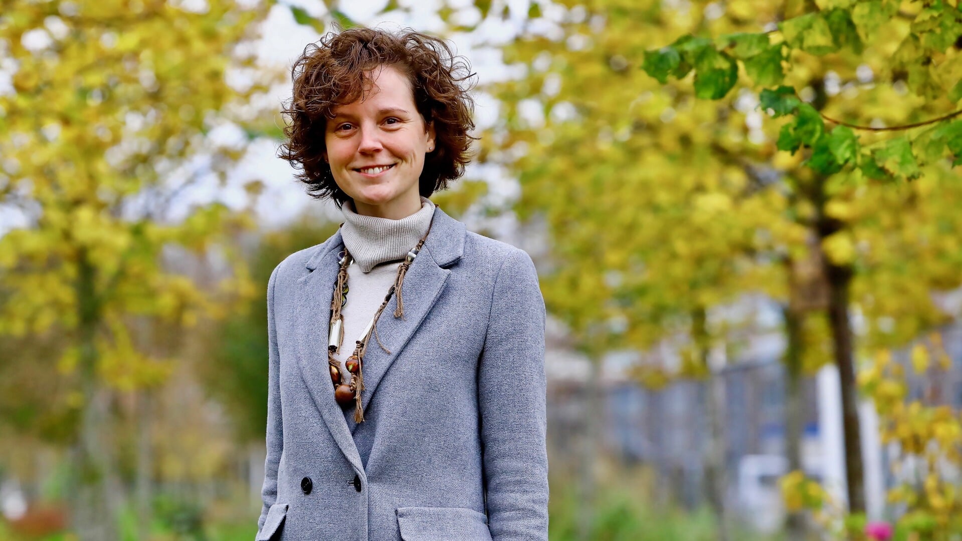 Esther Bliek is één van de drie Klimaatburgemeesters van Delft. Vanaf zondag 3 december gaat ze haar eigen workshopreeks organiseren in de Buurthuiskamer aan de Bellinilaan. (Foto: Koos Bommelé)  