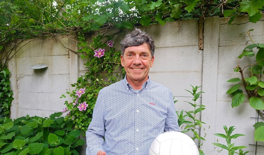 René Zwaard in zijn tuin