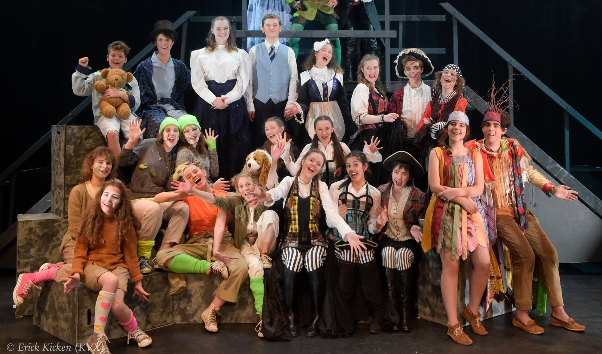 Afgelopen weekend werd in de Rijswijkse Schouwburg het vrolijke jeugdtheaterstuk Peter Pan opgevoerd door het Rijswijks Jeugdtheater. ( foto: Erick Kicken )