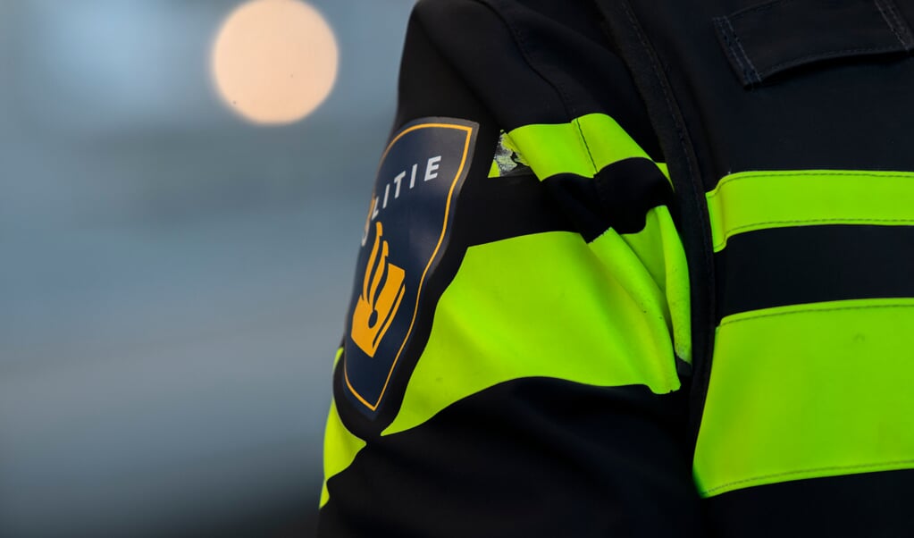 In de nacht van zondag 16 op maandag 17 juli is er op het Pijlkruid in Nootdorp een motor gestolen. De politie komt graag in contact met getuigen of mensen met camerabeelden.   