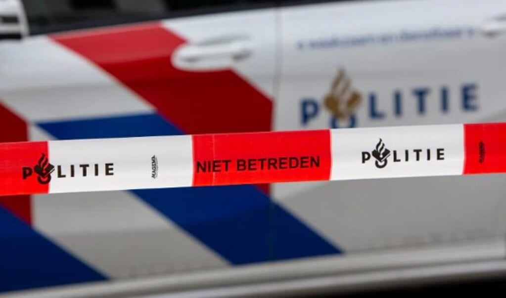 Vorige week donderdag 29 juni heeft de politie een 30-jarige man uit Delft aangehouden op verdenking van betrokkenheid bij een explosie in de Bernard Zweerstraat. 
