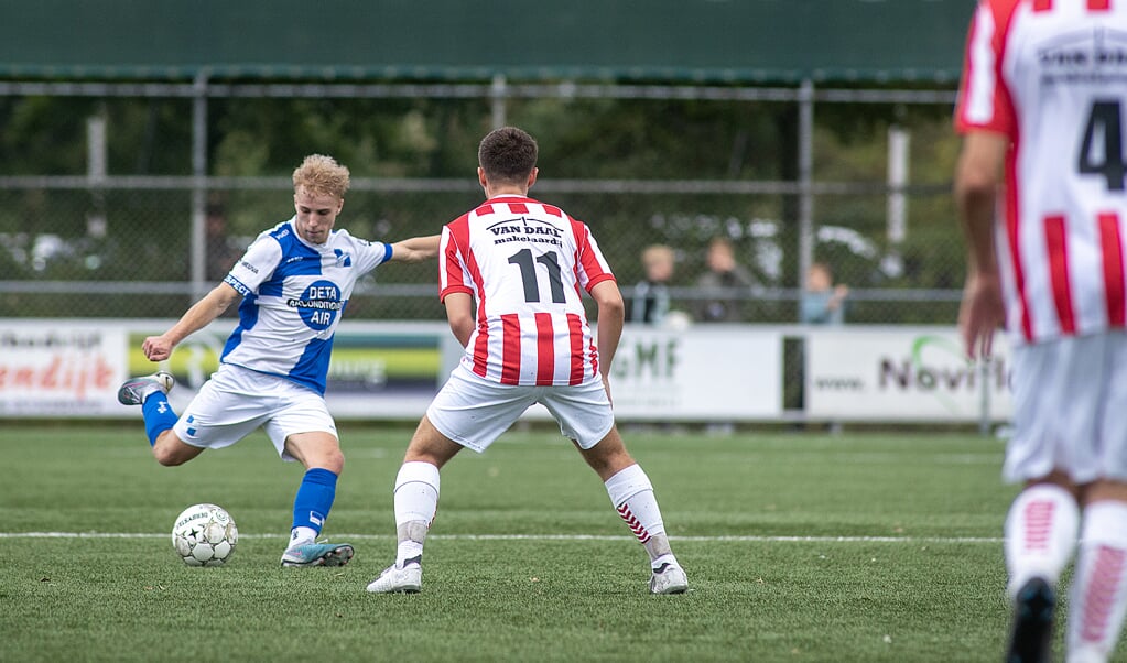 Silvano Tarantino maakte begin vorig seizoen de overstap van Wilhelmus naar Wippolder. "Ik heb het hier ontzettend naar mijn zin. We spelen echt met een vriendenelftal en de resultaten zijn ook goed." (foto: Roel van Dorsten)