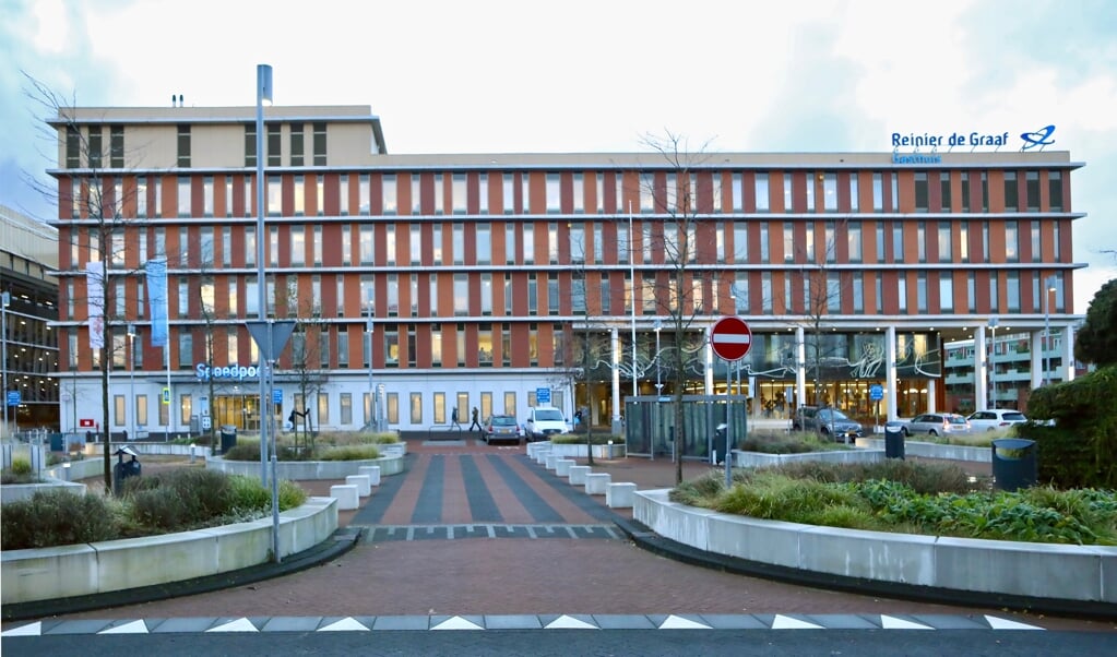 Het Reinier de Graaf ziekenhuis (Foto: Koos Bommelé)