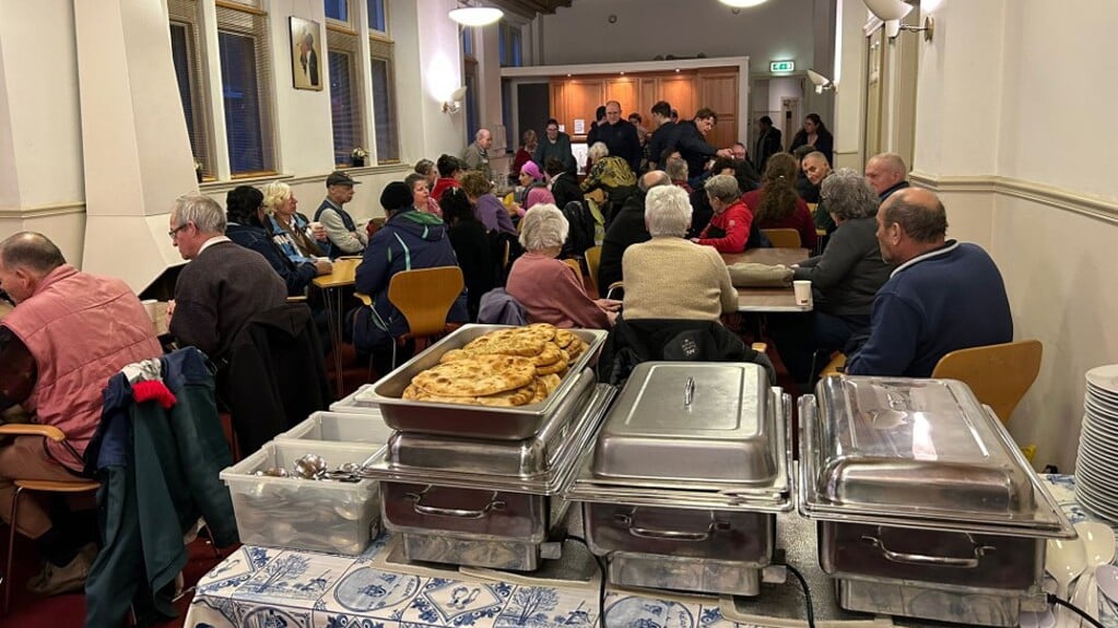 Vorige week zaterdag 17 februari hebben een aantal studenten vanuit studentenvereniging Virgiel gekookt voor 50 daklozen. 