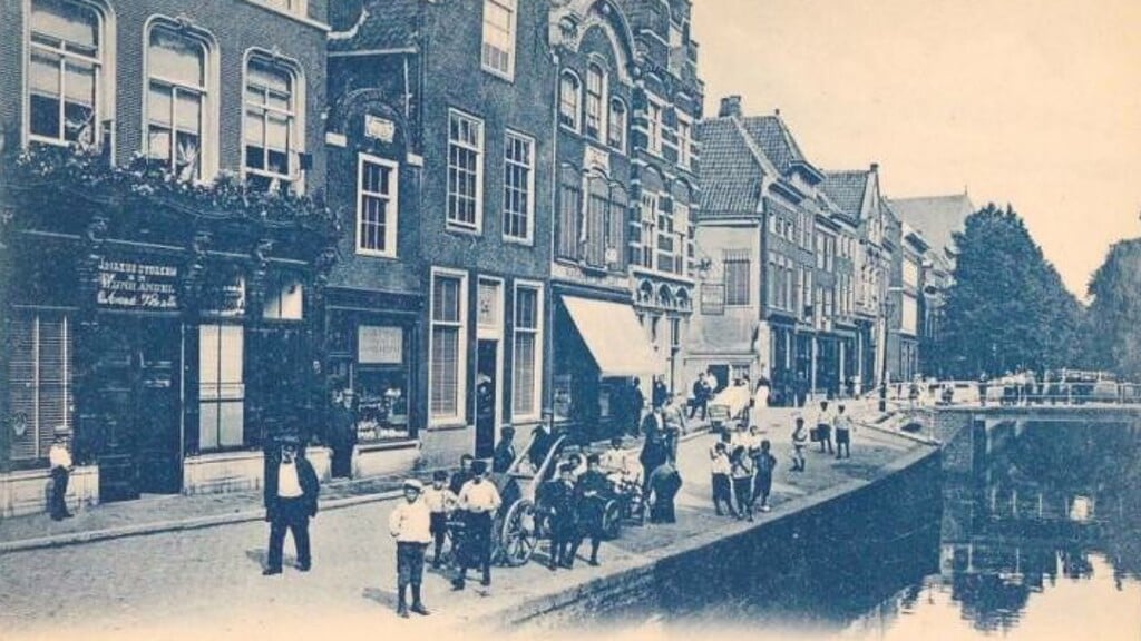 Foto vroeger: Wijnhaven in 1905