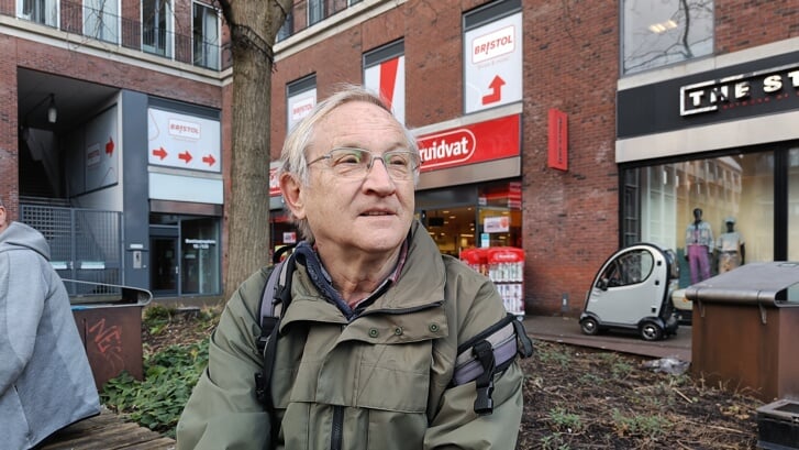 Felix Seegers op het Bastiaansplein.