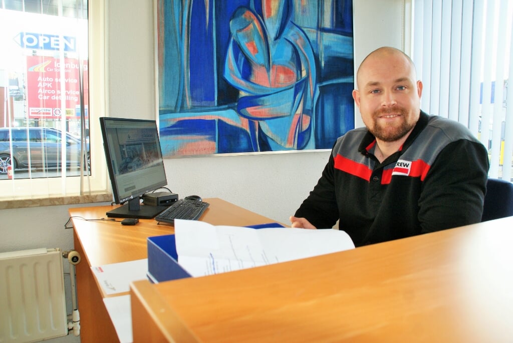 Roel Kruithof, de nieuwe servicemanager bij Idenburg Car Solutions.