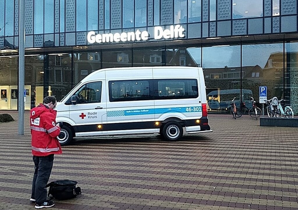 De nieuwe duurzame bus van Rode Kruis Delft en Midden-Delfland