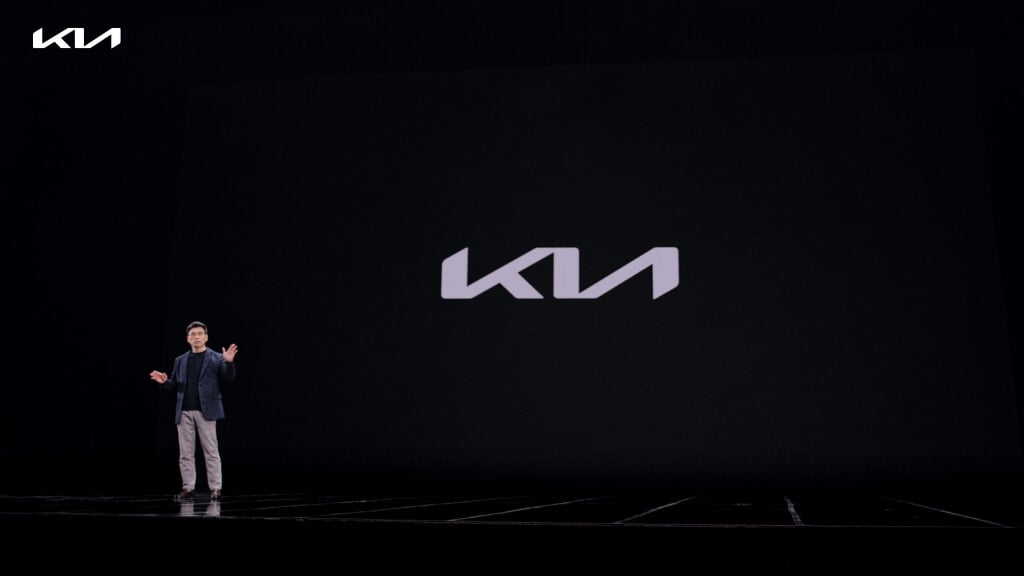 KIA presenteerde deze maand een nieuw logo en een nieuwe merkstrategie. (Foto: PR) 