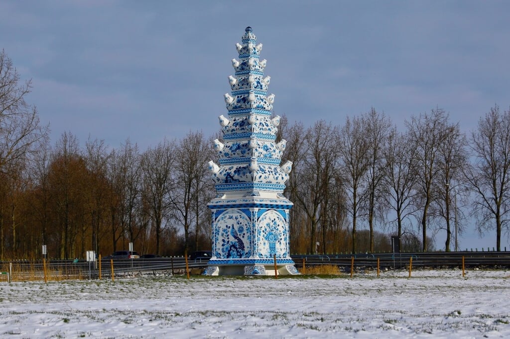 Winterse taferelen rondom de grootste tulpenpiramide ter wereld (Foto: Koos Bommelé)