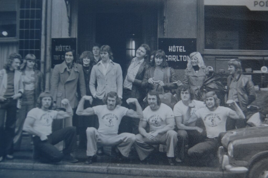 De Delftse Bodybuilders van Sportschool Olympus deden ook mee aan internationale wedstrijden zoals hier in Luxemburg in 1974