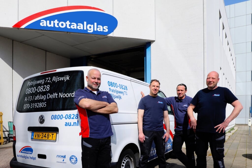 Het team van Autotaaglas Rijswijk (Foto: Koos Bommelé)