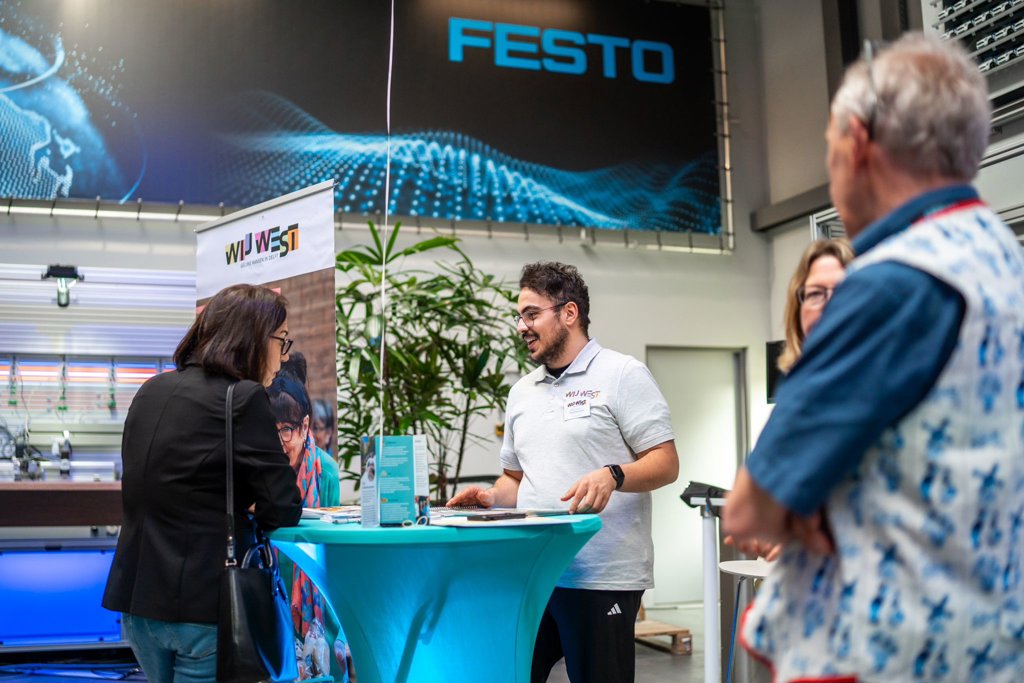 Afgelopen maandag vond bij Festo alweer de 15e editie plaats van de Delftse Beursvloer! (Foto: Alyssa van Heyst Photography) 