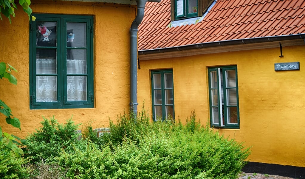 De gamle arbejderboliger i Kobbermølle er blevet restaureret og kaldes populært for »Nyboder«. (Hans Christian Davidsen)