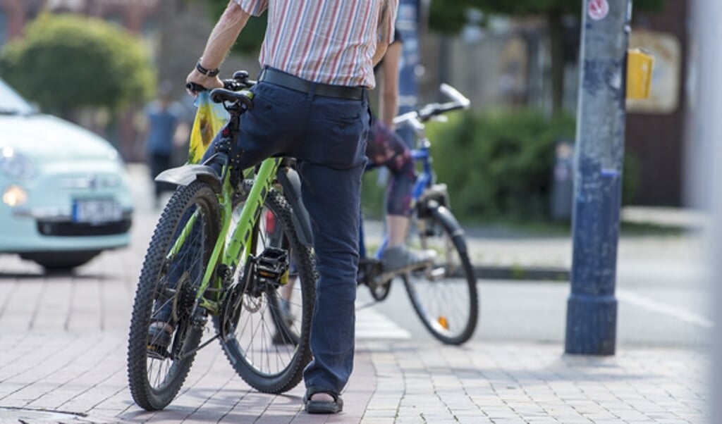 Slesvig-Holstens regering vil gøre det attraktivt at cykle med investeringer i bedre cykelinfrastruktur. (Arkivfoto: Martin Ziemer)