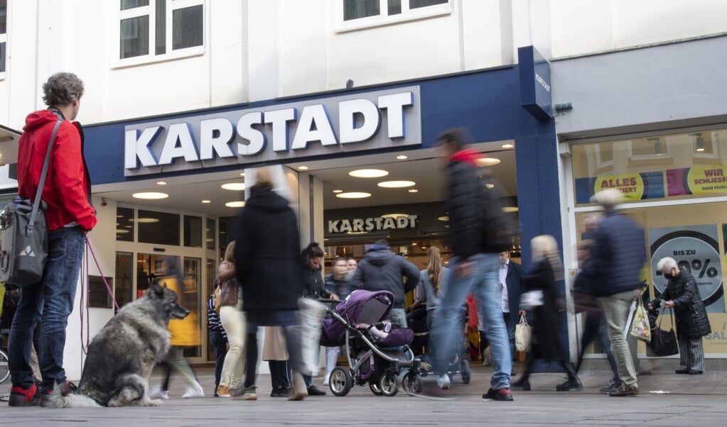 For knap et år siden lukkede Karstadt her. Nu ser det ud til at være nye lejere på vej til den kæmpe store immobilie på Holmen. Arkivfoto: (Tim Riediger)