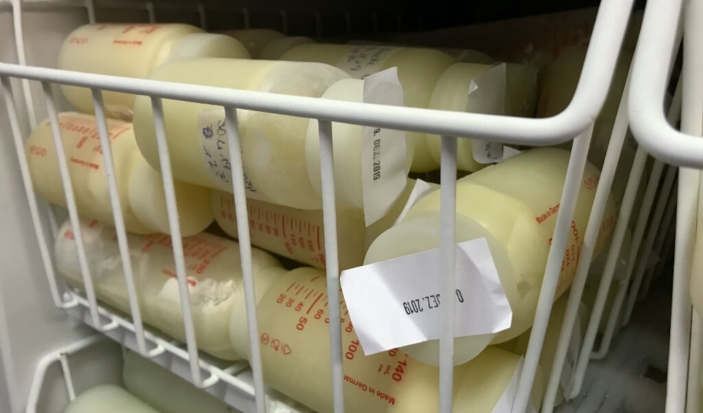 Der er mange udgifter forbundet med at sørge for, at modermælk er tilgængeligt for børn med behov. ( Frauenmilchbank-Initiative)