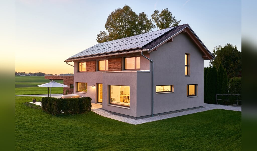 Ein energieeffizientes Fertighaus bietet Unabhängigkeit und Zukunftssicherheit. BDF/WeberHaus ( BDF/WeberHaus)