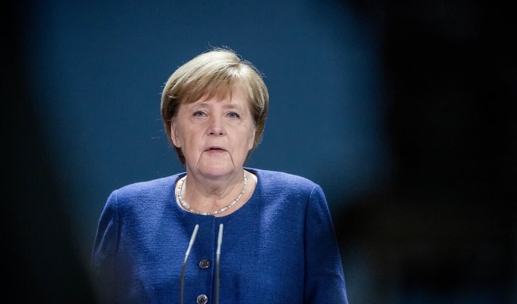Forbundskansler Angela Merkel fremlægger en dagsorden med forslag om kraftigt skærpede coronaregler, når hun mandag mødes med delstaternes regeringschefer.  Michael Kappeler/dpa-pool/dpa.  (dpa)