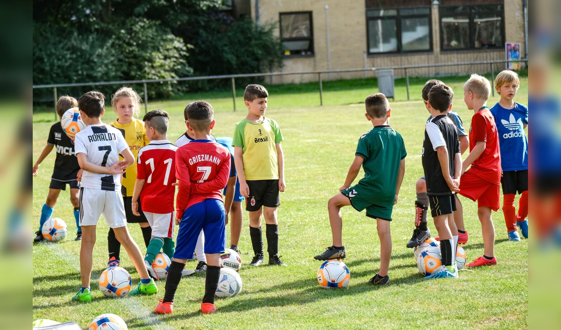 Gerade die Folgen für Kinder und Jugendliche im Lockdown fürchtet DFB-Präsident Fritz Keller. Die Angst vor vielen, die aufhören ist groß.