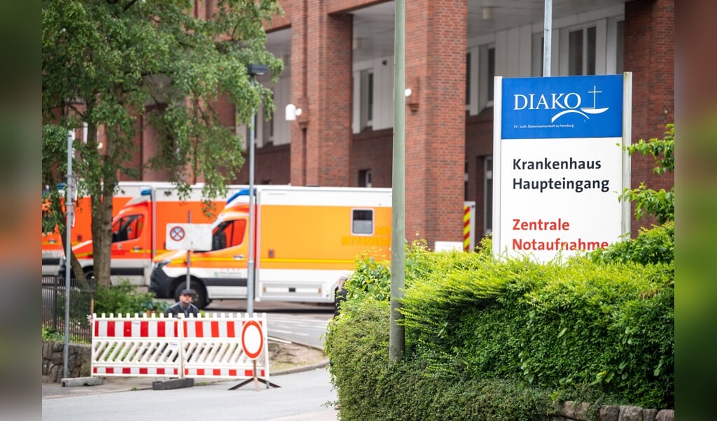Svindlerne udgiver sig for at være læger på Franziskus-sygehuset eller Diako-hospitalet i Flensborg. Arkivfoto: (Kira Kutscher)