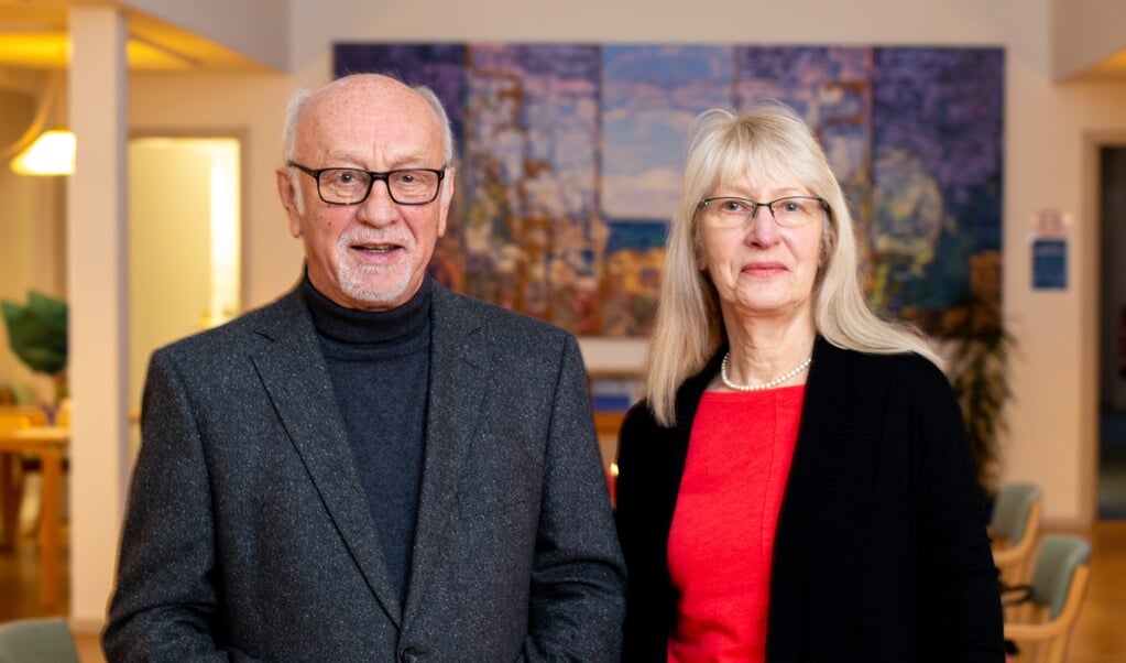 Årets modtagere af Sydslesvig-prisen: Helga og Holger Balbierski, Holtenå. De får prisen for fire årtiers indsats for danskheden i Kiel-forstaden Holtenå. SSF (SSF)