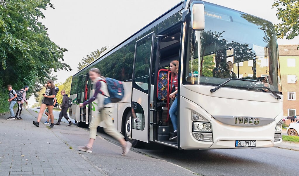 Im Konflikt um die ÖPNV-Beförderungsdienste im Teilnetz-West hat auch der aktuelle Betreiber - die Rohde Verkehrsbetriebe aus Husum - erklärt, auch 2021 weiter machen zu wollen. Sven Geißler (Sven Geissler)
