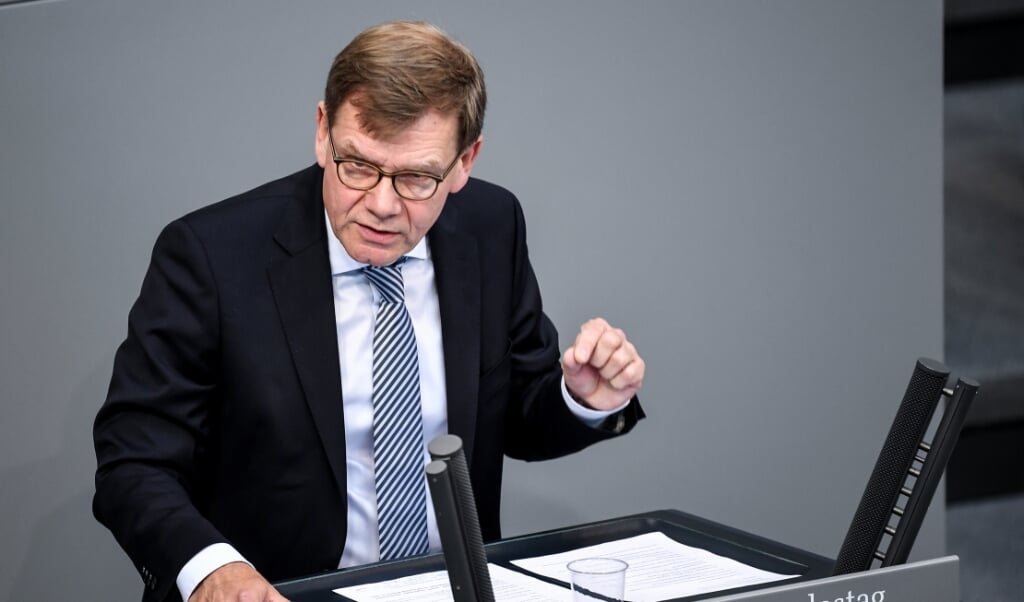 Forbundsdagsmedlem Johann Wadephul (CDU) foreslår sammen med partifællerne Norbert Röttgen og Yvonne Magwas, at forbundsregeringen skal kunne gennemtvinge ensartede regler mod coronaepidemien i hele Tyskland. ( Britta Pedersen/dpa)