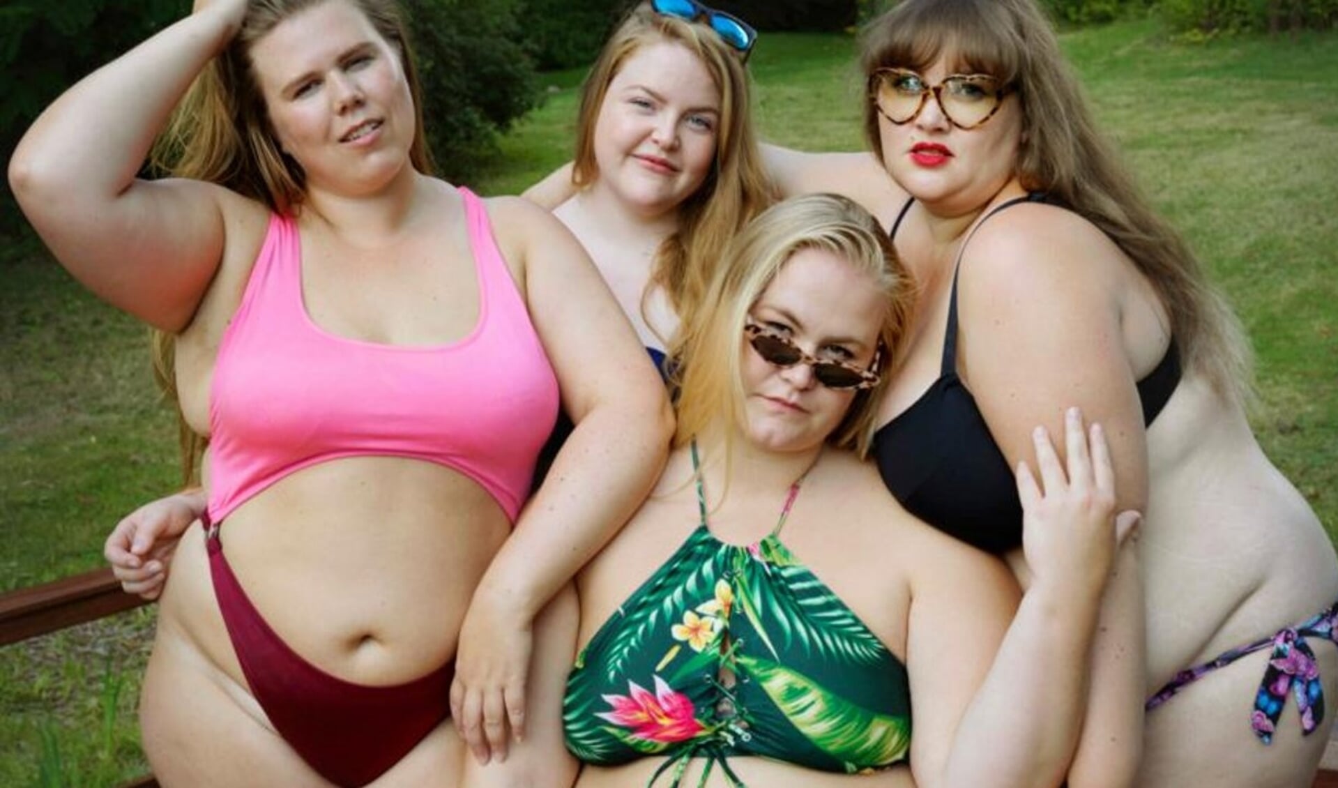 Disse fire kvinder er udstyret med solide dansehåndtag - og de har det godt med deres runde former. Det fortæller de om i filmen »Fat Front«.