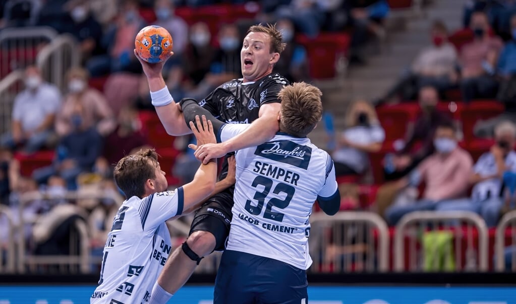 Sander Sagosen holte mit dem THW seinen ersten Titel und bezwang die SG um Hampus Wanne und Franz Semper. (Sascha Klahn)