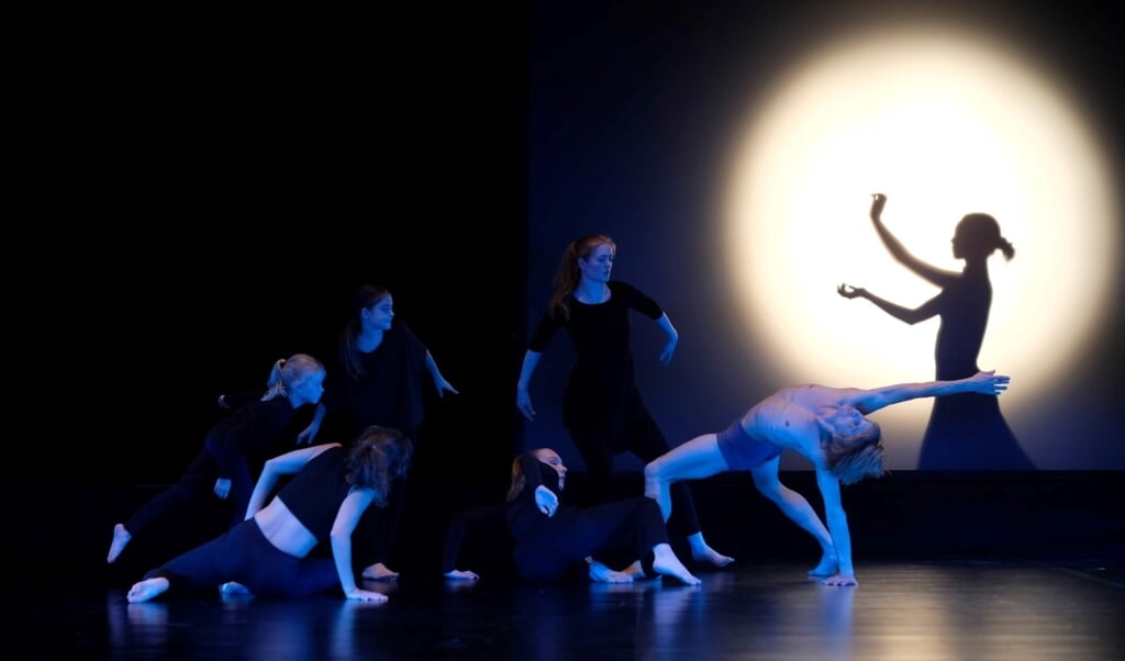 Professionelle dansere fra Berliner Staatsballet medvirker i grænselandets »Ung2020-projektet«. ( Heiner Seemann)
