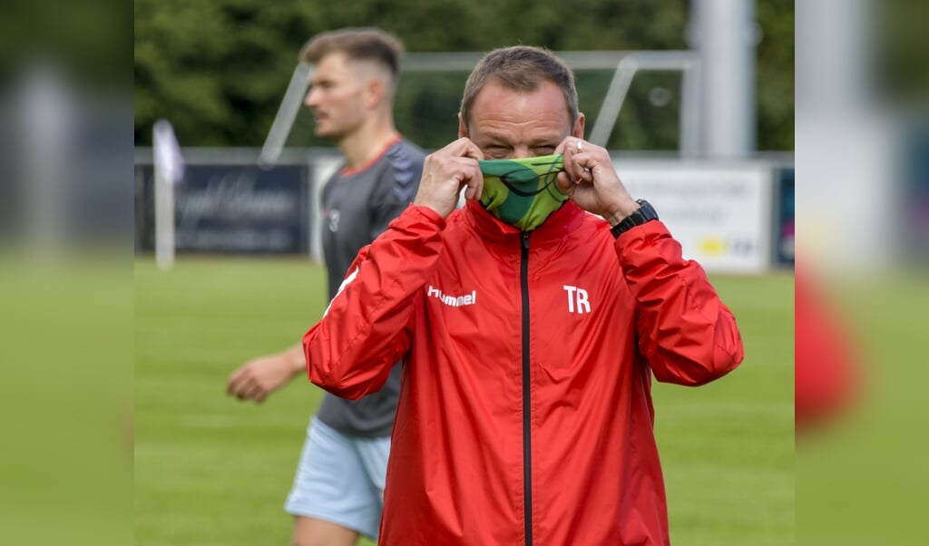 Die Maske bleibt auf und das Fußballjahr ist für Thomas Seeliger und seinen SC jetzt vorbei. ( Tim Riediger)