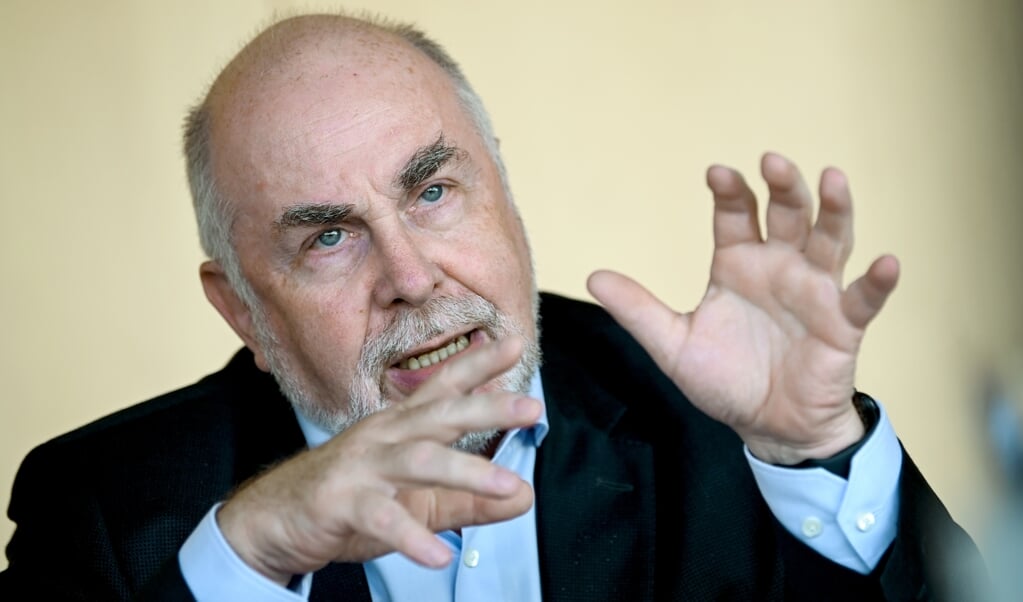 Ulrich Silberbach er formand for tjenestemændenes organisation. Han kalder arbejdsgivernes tilbud en fornærmelse. ( Britta Pedersen/dpa-Zentralbild/dpa.)