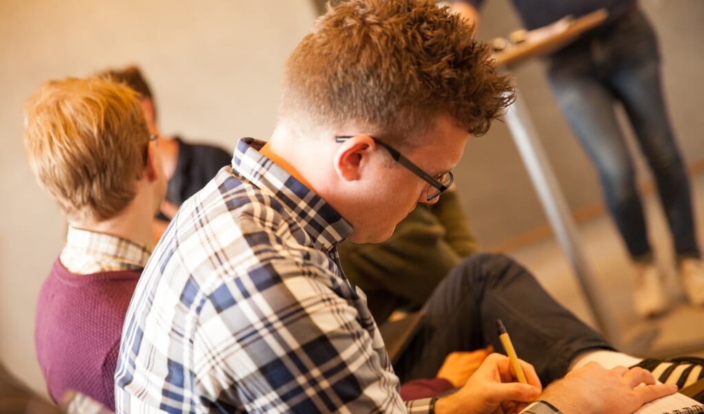Den faste klassestruktur bryders mere op, og gymnasieeleverne bliver blandet efter valgfag i den nye reform. ( Skoleforeningen)