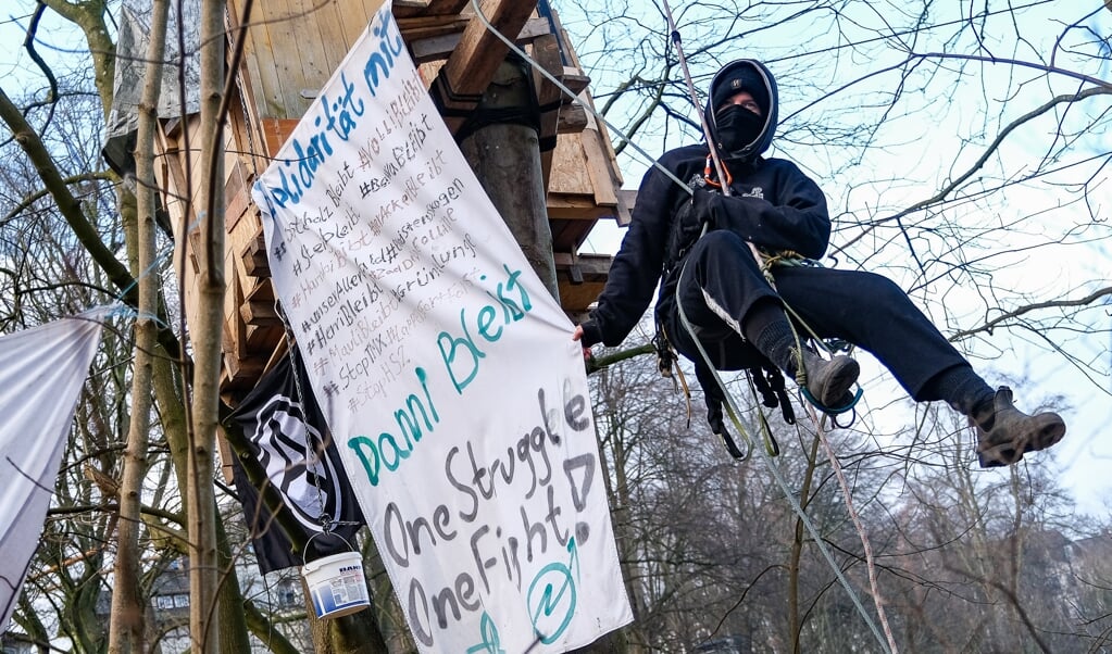 Die Besetzerinnen und Besetzer hatten sich bereits auf eine Räumung vorbereitet. Die soll nun zu einem späteren Zeitpunkt erfolgen. (SVEN GEISSLER)