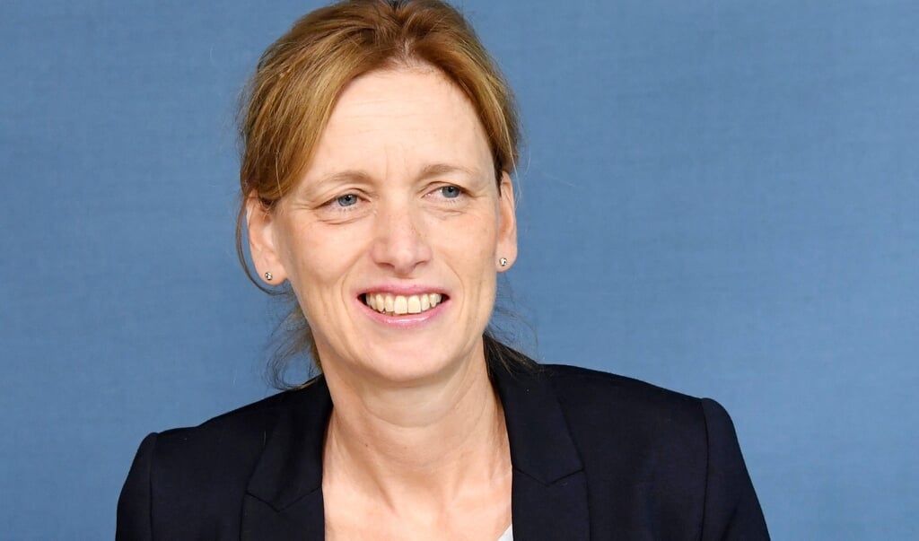 Slesvig-Holstens uddannelsesminister, Karin Prien (CDU), kunne mandag fortælle, at 5.-6. årgang kan starte i starte i skole igen den 8. marts. ( Carsten Rehder/dpa)