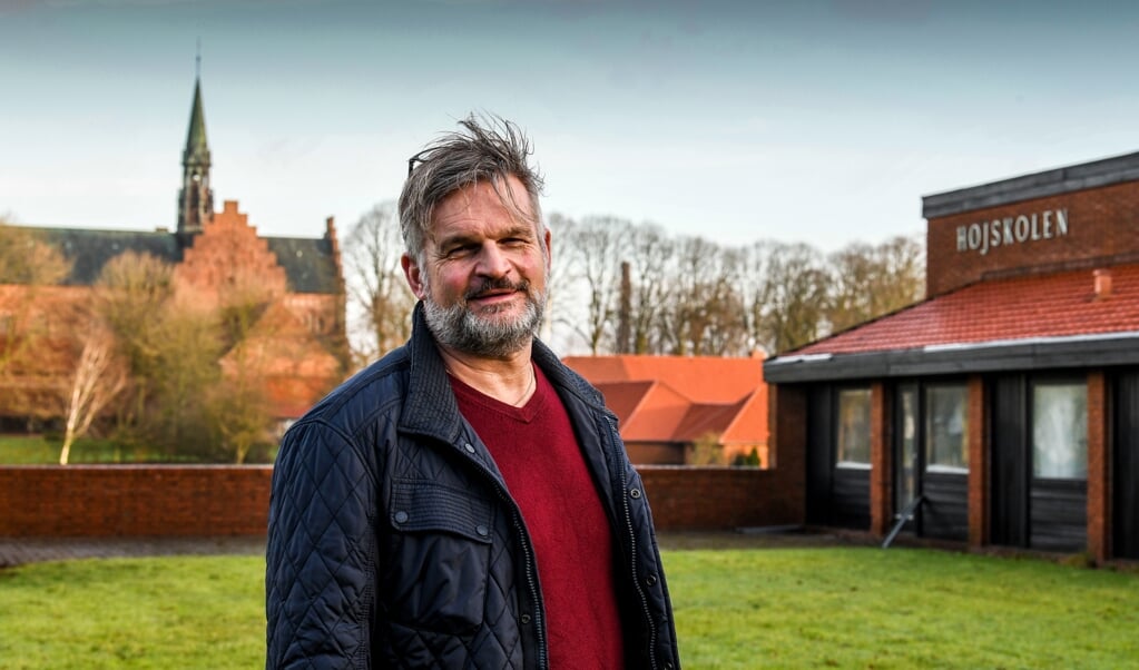 Jon Sønderby nåede at være formand for den genstartede Løgumkloster Højskole i knap to år. Nyt arbejde som leder af Aabenraa Friskole gør, at han nu har trukket sig. Arkivfoto: (Hans Chr. Gabelgaard, JydskeVestkysten)
