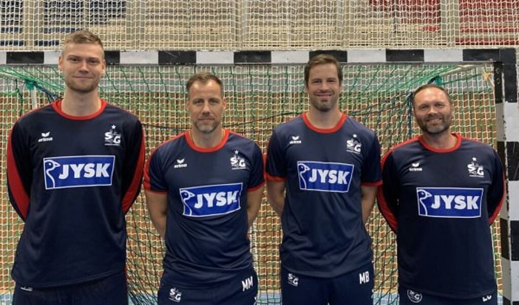 Das SG-Kompetenzteam um Lars Christiansen (v. l.), Mark Bult und Maik Machulla freut sich auf Neuzugang Julius Meyer-Siebert. ( SG)