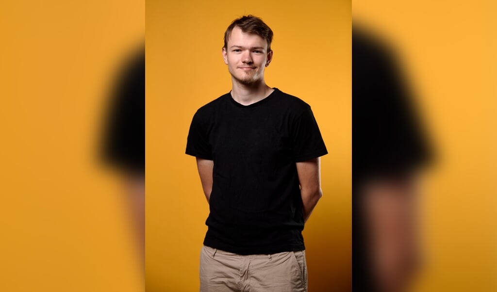 Tobias Klüver er en af de 100 portrætterede i bogen »Et mindretals ansigter - Gesichter einer Minderheit«. Mindretallet betyder for ham, at han frit kan begå sig i det danske såvel som det tyske kulturliv. (Martin Ziemer)