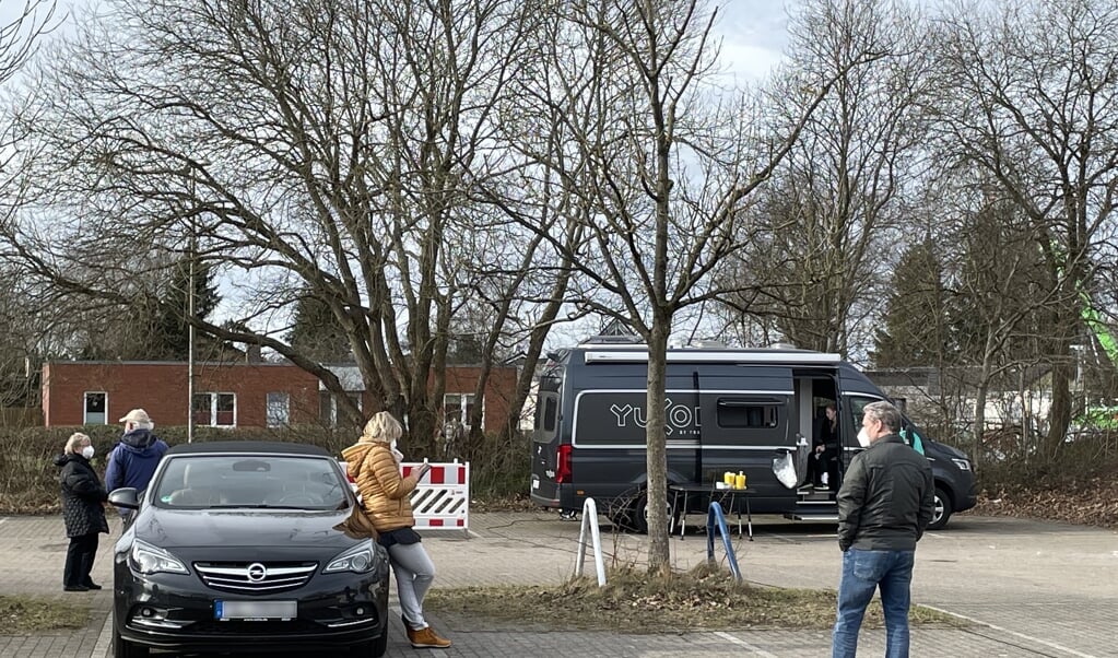 Der kom kun få til Fördegymnasium i Flensborg for at få en gratis coronatest onsdag ved middagstid. ( Iris Uellendahl)