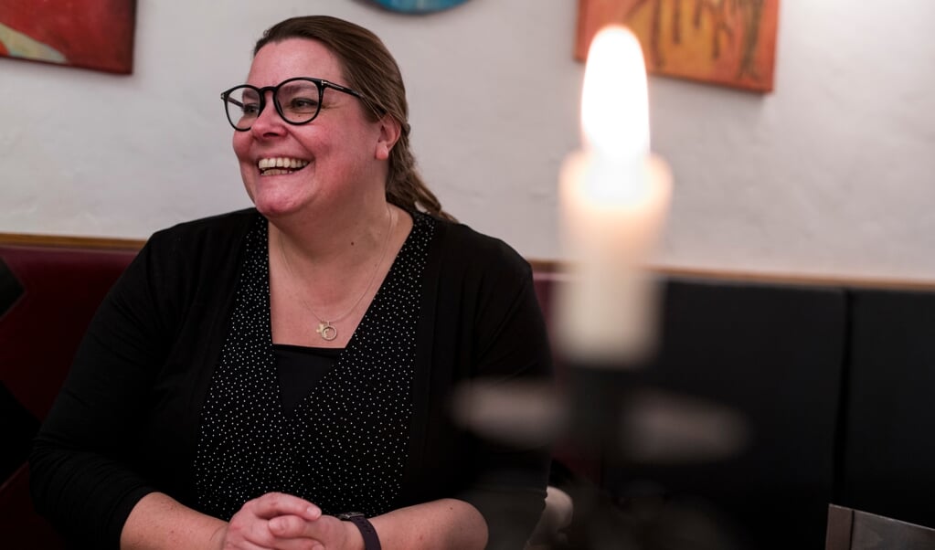 Mai-Britt Josephsen Knudsen startede som præst i Helligåndskirken i februar 2020, kort før den første nedlukning. Hun glæder sig til en tid, hvor det bliver muligt at møde sin menighed til kaffebord, sang og smalltalk. ( Martin Ziemer)