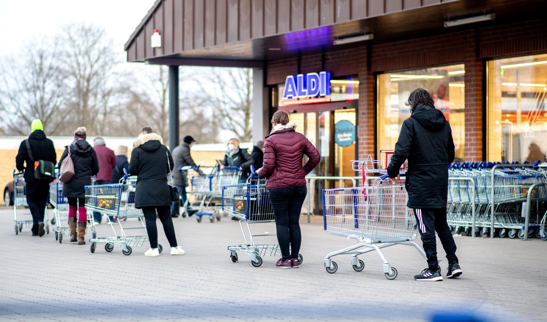 Forbrugerne har i stor stil taget discountkonceptet til sig. I dag sidder discountkæder som Lidl og Aldi på næsten 45 procent af det tyske dagligvaremarked. Foto: 