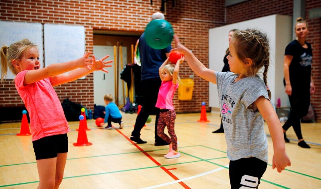 Ab dem 21. april dürfen Kinder und Jugendliche in Dänemark wieder in einer Sporthalle trainieren. ( Jens Hasse, DGI)