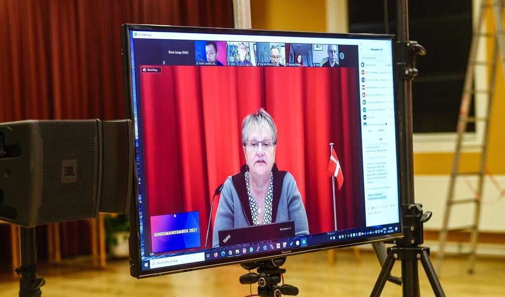 Formand Kirstin Asmussen, SdU, beklager, at fire foreninger nu får mindre tilskud. De kan dog søge andre mindre puljer, sagde hun på det digitale styrelsesmøde tirsdag. Arkivfoto: (Sven Geißler)