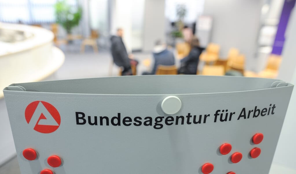 Die Agentur für Arbeit hat die aktuellen Zahlen mitgeteilt. In Flensburg sind im Februar weniger als noch im Vormonat arbeitslos gemeldet. ( Larissa Schwedes/dpa)