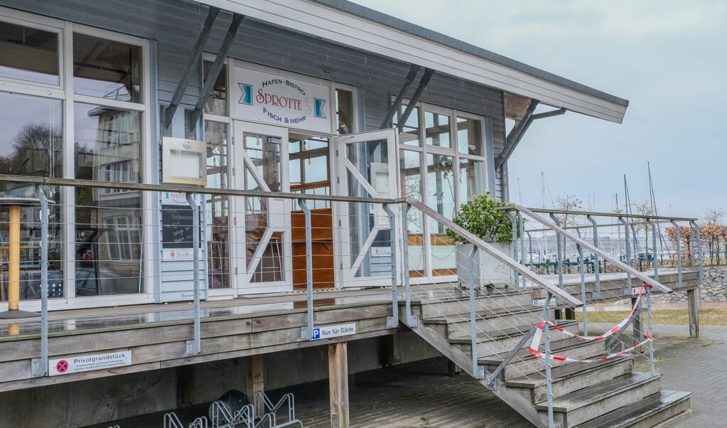 Fiskerestauranten "Sprotte" i Flensborg Havn er nu historie. Efter at lejekontrakten var udløbet ved årsskiftet, er en ny aftale ikke kommet i stand. Lukningen har derfor intet med corona at gøre. (Sven Geißler)