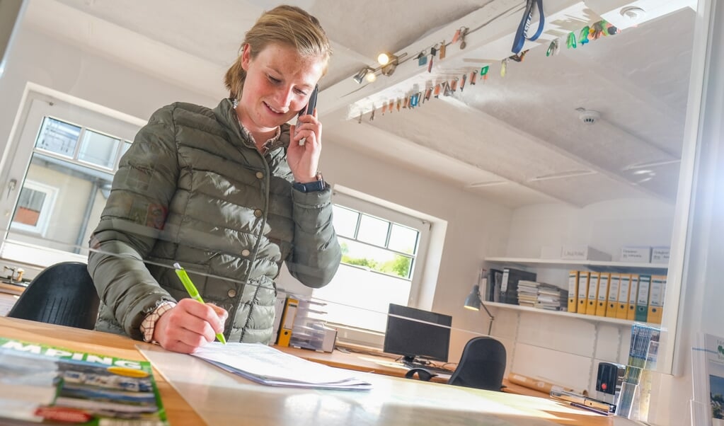 Jonna Petersen ejer campingpladsen i Bogholmvig, og hun glæder sig over at må åbne for campinggæster igen. Hun håber derudover, at sæsonen fra nu af kommer til at forløbe gnidningsfrit. (Arkivfoto: Sven Geißler)