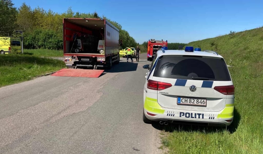 En afdød mand blev søndag formiddag fundet under en græsslåmaskine ved Erhvervspark Vandel. ( Flemming Larsen)