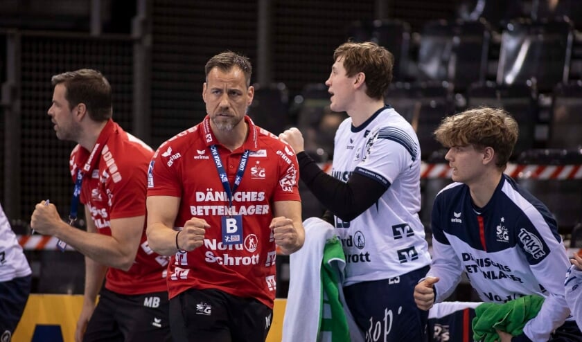 SG-Trainer Maik Machulla (2.v.l.) freut sich auf die Duelle gegen Aalborg Håndbold in der Champions League.